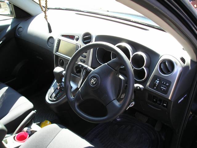 2002 Toyota Voltz