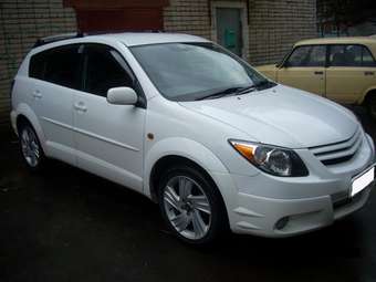 2002 Toyota Voltz