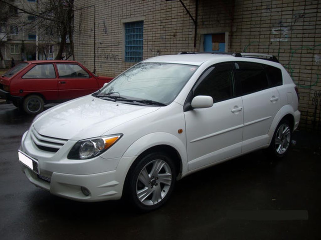 2002 Toyota Voltz