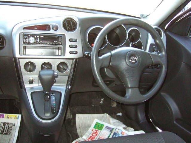 2002 Toyota Voltz