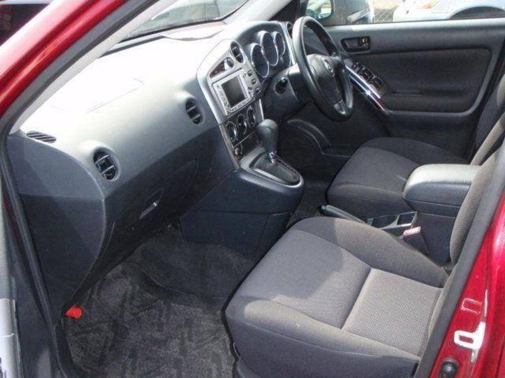 2002 Toyota Voltz