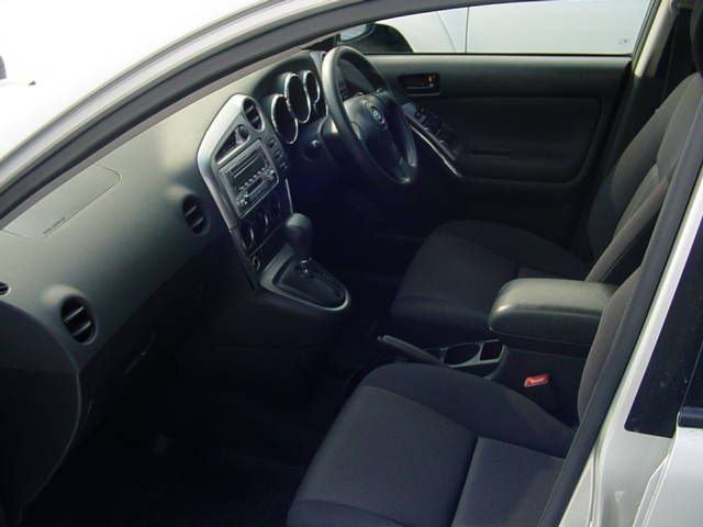2002 Toyota Voltz