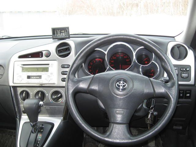 2002 Toyota Voltz
