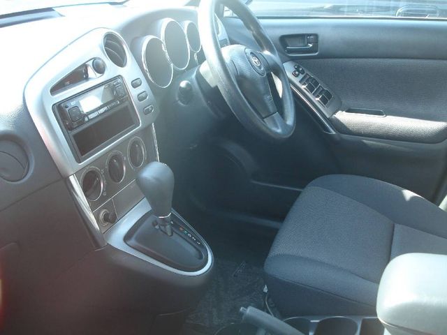 2002 Toyota Voltz