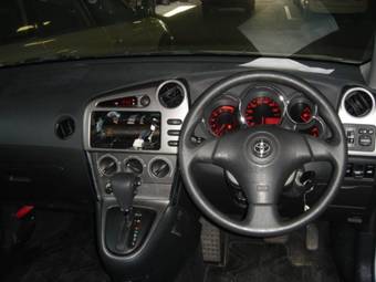 2002 Toyota Voltz Photos