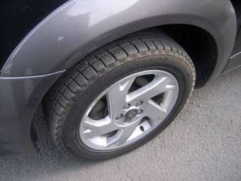 2002 Toyota Voltz Pictures