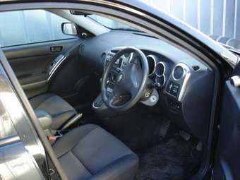 2002 Toyota Voltz Images