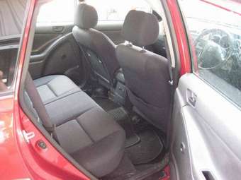 2002 Toyota Voltz Photos