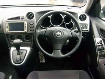 2002 Toyota Voltz Images