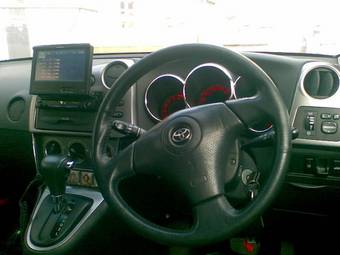 2002 Toyota Voltz Images
