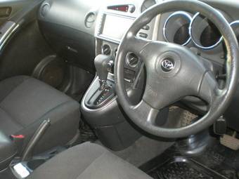 2002 Toyota Voltz Photos