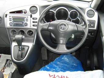 2002 Toyota Voltz Photos