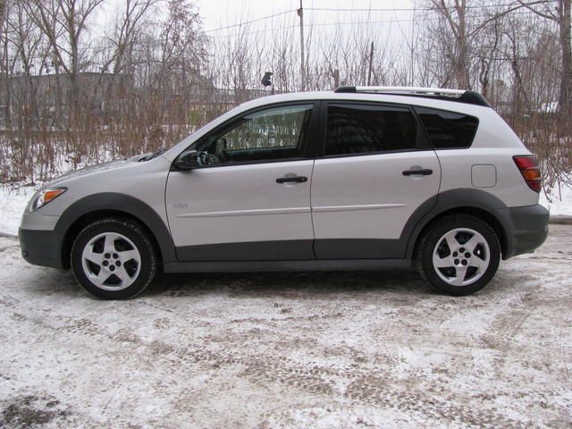2003 Toyota Voltz
