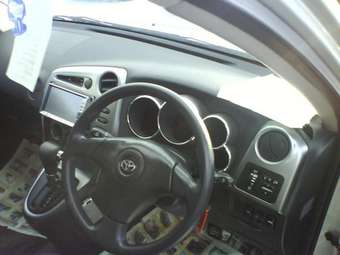 2003 Toyota Voltz Images