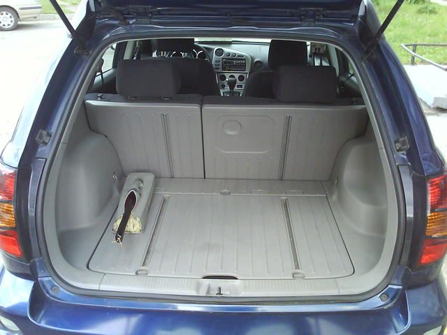 2004 Toyota Voltz