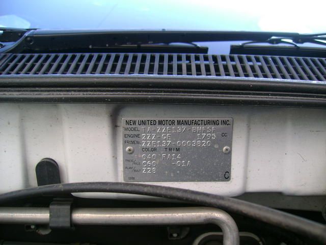 2004 Toyota Voltz