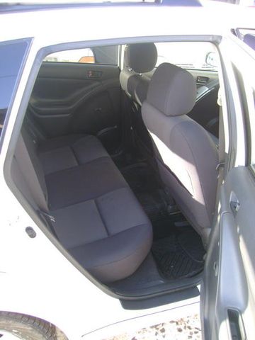 2004 Toyota Voltz