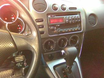 2004 Toyota Voltz Images