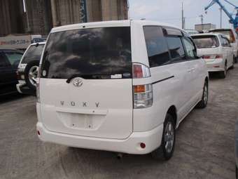 2001 Voxy