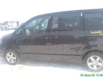 2002 Toyota Voxy