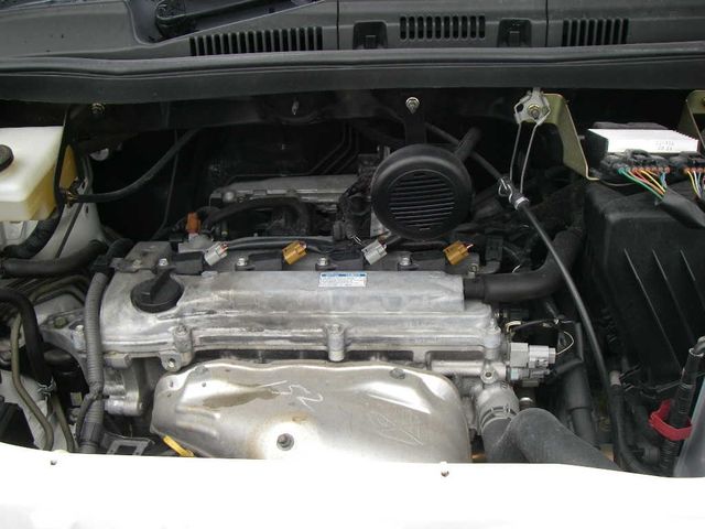 2002 Toyota Voxy