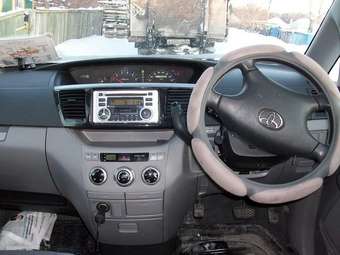 2002 Toyota Voxy For Sale