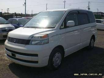 2002 Toyota Voxy For Sale