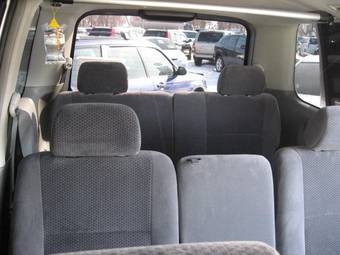 2002 Toyota Voxy Pics