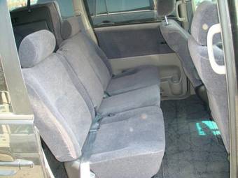 2002 Toyota Voxy Pictures