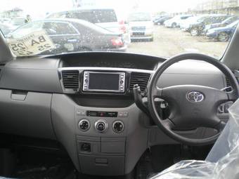 2002 Toyota Voxy For Sale