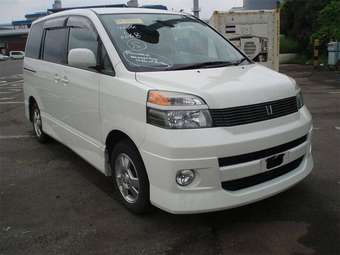 2003 Toyota Voxy For Sale