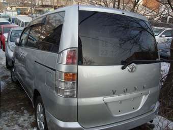 2003 Toyota Voxy For Sale