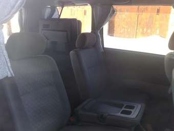 2003 Toyota Voxy For Sale