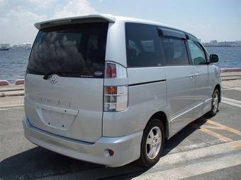 2003 Toyota Voxy For Sale