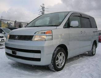 2003 Toyota Voxy For Sale