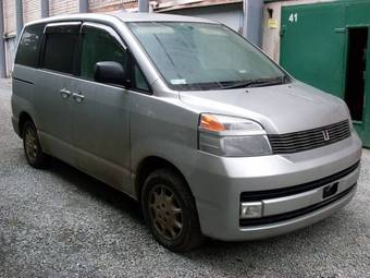 2003 Toyota Voxy Pictures