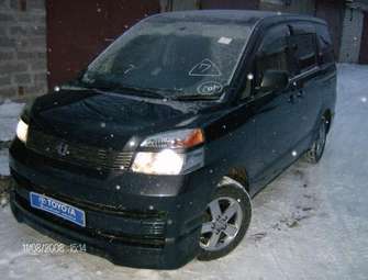 2005 Toyota Voxy For Sale