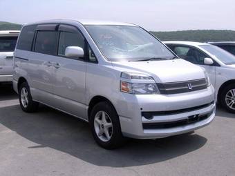 2005 Toyota Voxy For Sale