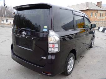 2010 Toyota Voxy For Sale