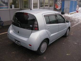 2003 Toyota WiLL Pictures