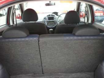 2002 Toyota WiLL Cypha Pictures