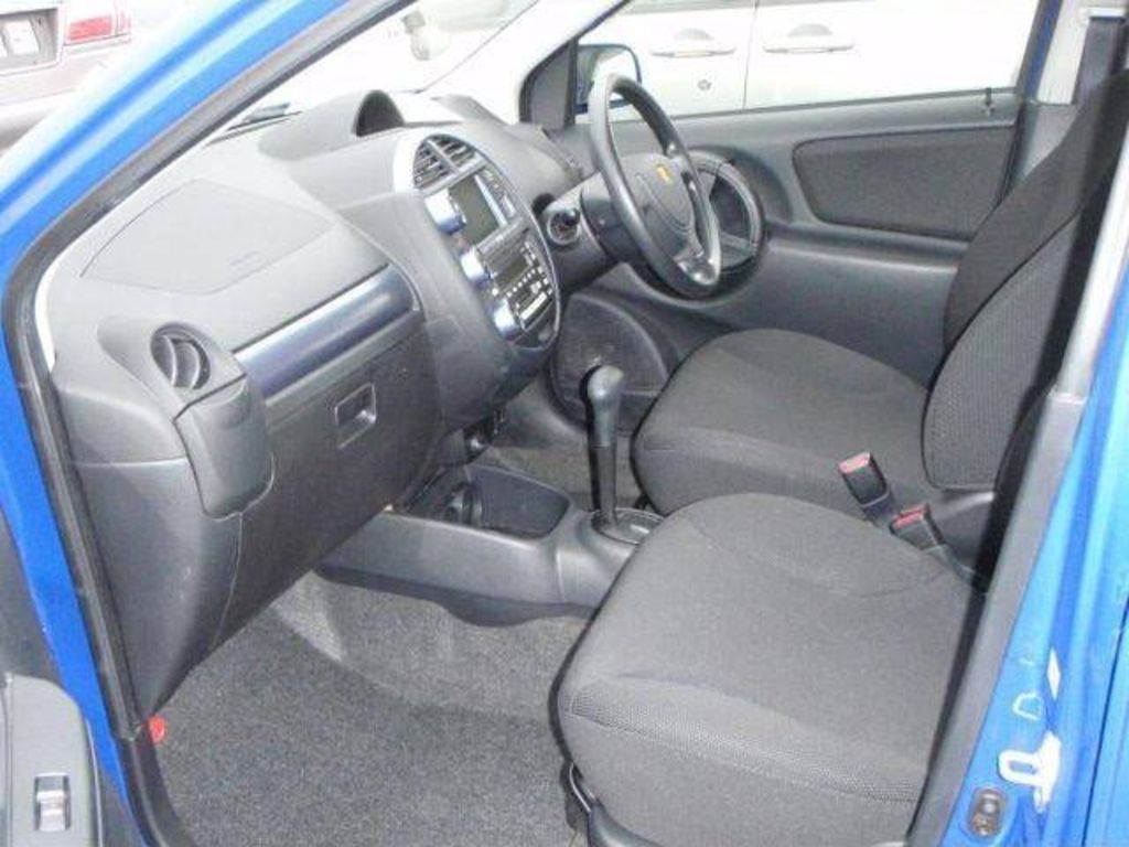 2003 Toyota WiLL Cypha