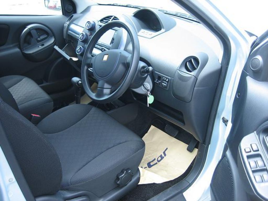 2003 Toyota WiLL Cypha