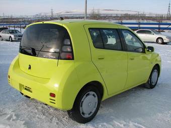 2003 Toyota WiLL Cypha Photos