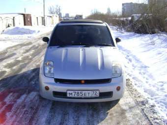 2000 Toyota WiLL Vi Photos