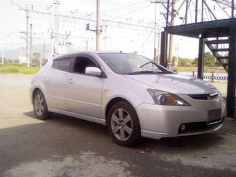 2001 Toyota WiLL VS Images