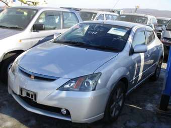 2002 Toyota WiLL VS Pictures