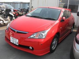 2002 Toyota WiLL VS Photos