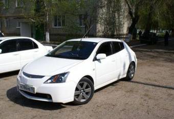2002 Toyota WiLL VS Photos