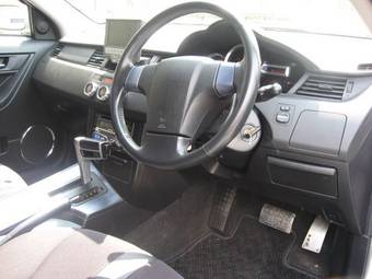 2002 Toyota WiLL VS Photos